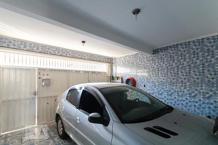 Casa à venda com 200m², 5 quartos e 2 vagas Casa à venda com 200m², 5 quartos e 2 vagasGaragem