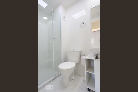 Apartamento à venda com 40m², 2 quartos e 1 vaga Apartamento à venda com 40m², 2 quartos e 1 vagaBanheiro