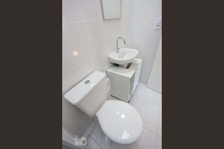 Apartamento à venda com 40m², 2 quartos e 1 vaga Apartamento à venda com 40m², 2 quartos e 1 vagaBanheiro