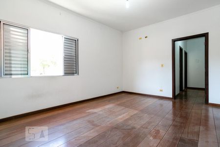 Suíte de casa para alugar com 3 quartos, 360m² em Imirim, São Paulo