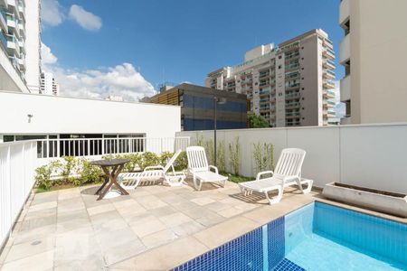 Apartamento para alugar com 45m², 1 quarto e 1 vagaPiscina