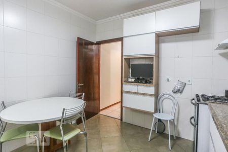 Casa de condomínio à venda com 125m², 3 quartos e 2 vagas Casa de condomínio à venda com 125m², 3 quartos e 2 vagasCozinha