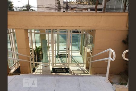 Apartamento para alugar com 57m², 2 quartos e 1 vaga Apartamento para alugar com 57m², 2 quartos e 1 vagaFachada