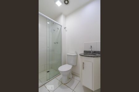 Apartamento para alugar com 57m², 2 quartos e 1 vaga Apartamento para alugar com 57m², 2 quartos e 1 vagaBanheiro da Suíte