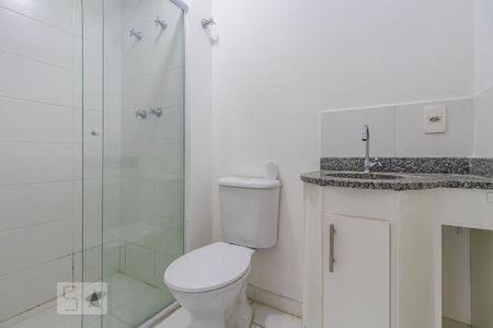 Apartamento para alugar com 57m², 2 quartos e 1 vaga Apartamento para alugar com 57m², 2 quartos e 1 vagaBanheiro da Suíte