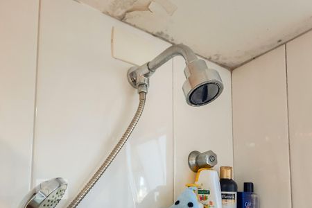 Apartamento para alugar com 53m², 2 quartos e 2 vagas Apartamento para alugar com 53m², 2 quartos e 2 vagasBanheiro