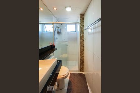 Apartamento para alugar com 53m², 2 quartos e 2 vagas Apartamento para alugar com 53m², 2 quartos e 2 vagasBanheiro