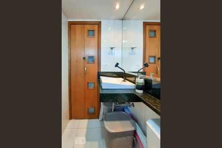 Apartamento para alugar com 53m², 2 quartos e 2 vagas Apartamento para alugar com 53m², 2 quartos e 2 vagasBanheiro