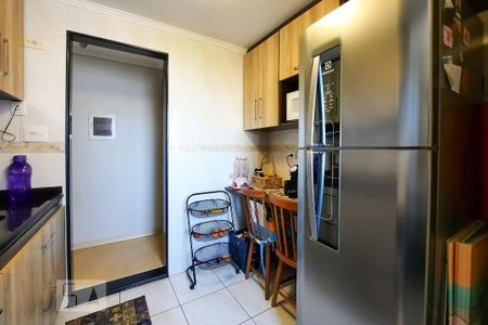 Apartamento para alugar com 53m², 2 quartos e 2 vagas Apartamento para alugar com 53m², 2 quartos e 2 vagasCozinha