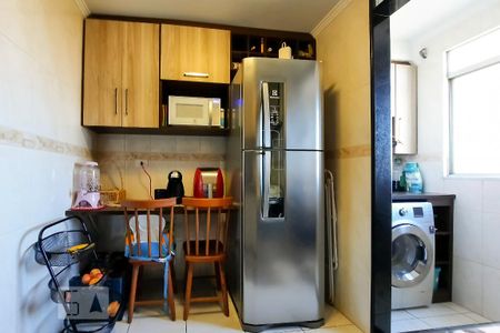 Apartamento para alugar com 53m², 2 quartos e 2 vagas Apartamento para alugar com 53m², 2 quartos e 2 vagasCozinha