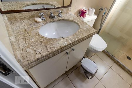 Apartamento à venda com 56m², 2 quartos e 2 vagas Apartamento à venda com 56m², 2 quartos e 2 vagasBanheiro