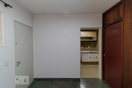 Sala de apartamento à venda com 1 quarto, 29m² em Vila Itapura, Campinas