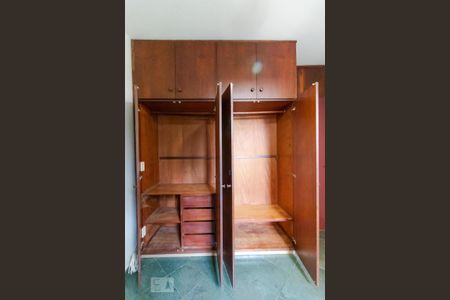 Apartamento à venda com 29m², 1 quarto e sem vagaSuíte - Armário