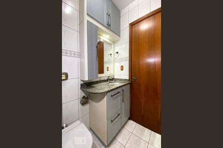 Casa à venda com 136m², 3 quartos e 1 vagaBanheiro 2