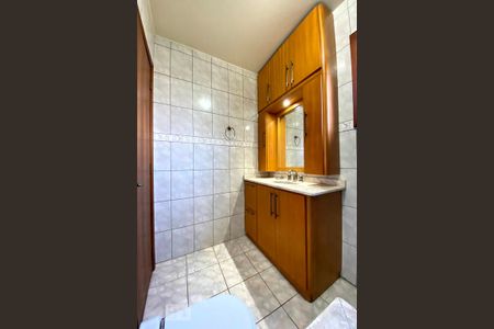 Casa à venda com 136m², 3 quartos e 1 vagaBanheiro da Suite