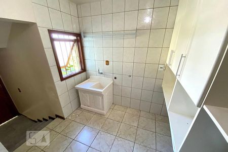 Casa à venda com 136m², 3 quartos e 1 vagaLavanderia