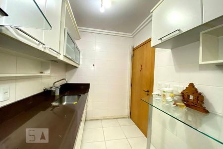 Apartamento à venda com 90m², 3 quartos e 2 vagas Apartamento à venda com 90m², 3 quartos e 2 vagasCozinha