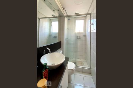 Apartamento à venda com 90m², 3 quartos e 2 vagas Apartamento à venda com 90m², 3 quartos e 2 vagasBanheiro