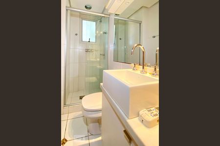 Apartamento à venda com 90m², 3 quartos e 2 vagas Apartamento à venda com 90m², 3 quartos e 2 vagasBanheiro 2