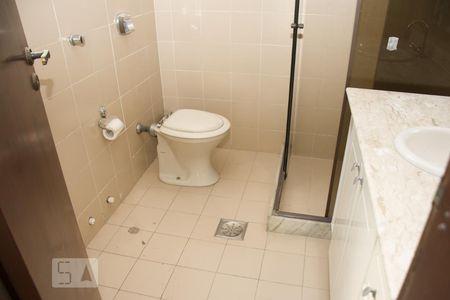 Apartamento à venda com 154m², 3 quartos e 1 vagaBanheiro da Suíte