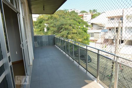 Apartamento à venda com 154m², 3 quartos e 1 vagaSacada principal