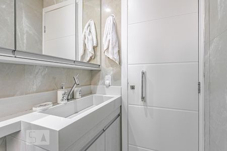 Apartamento para alugar com 34m², 1 quarto e sem vaga Apartamento para alugar com 34m², 1 quarto e sem vagaBanheiro