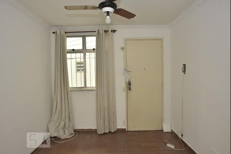 Sala de apartamento para alugar com 3 quartos, 65m² em Taquara, Rio de Janeiro