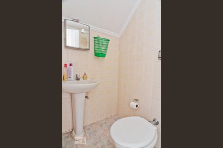 Casa à venda com 364m², 4 quartos e 5 vagasBanheiro de Serviço