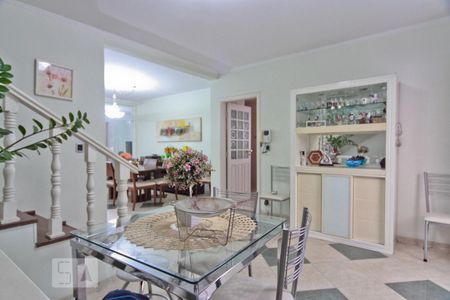 Casa à venda com 364m², 4 quartos e 5 vagasSala de Jantar