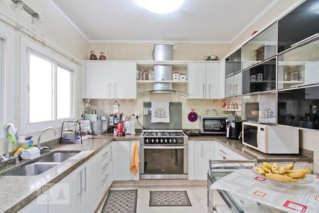 Casa à venda com 364m², 4 quartos e 5 vagasCozinha