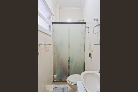 Casa à venda com 364m², 4 quartos e 5 vagasBanheiro da Suíte 1