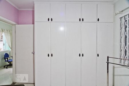 Casa à venda com 364m², 4 quartos e 5 vagasQuarto