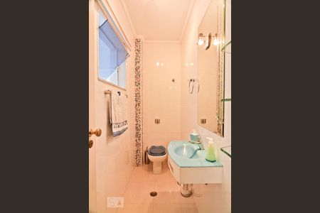 Casa à venda com 364m², 4 quartos e 5 vagasLavabo