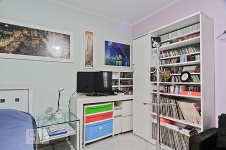 Casa à venda com 364m², 4 quartos e 5 vagasQuarto