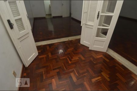 Apartamento à venda com 200m², 4 quartos e sem vagaSala