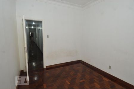 Apartamento à venda com 200m², 4 quartos e sem vagaQuarto 4