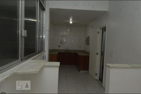 Apartamento à venda com 200m², 4 quartos e sem vagaÁrea de Serviço