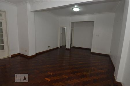 Apartamento à venda com 200m², 4 quartos e sem vagaSala