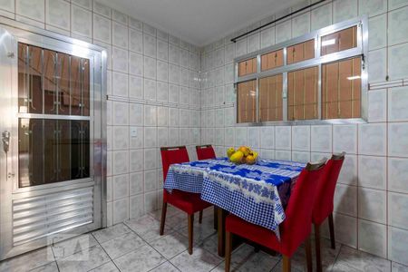 Casa à venda com 59m², 3 quartos e 3 vagasCozinha