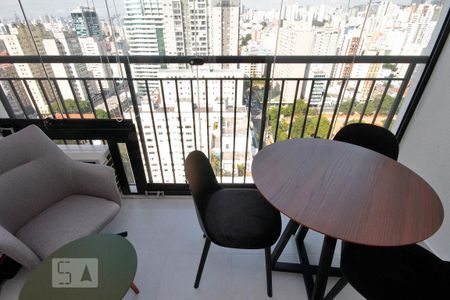 Varanda de kitnet/studio para alugar com 1 quarto, 24m² em Consolação, São Paulo