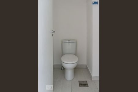 Lavabo de apartamento para alugar com 1 quarto, 48m² em Independência, Porto Alegre