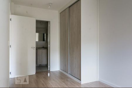 Suíte de apartamento para alugar com 1 quarto, 48m² em Independência, Porto Alegre