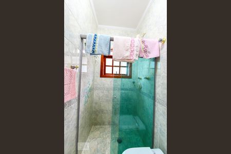 Casa à venda com 298m², 4 quartos e 5 vagasBanheiro da Suite 2