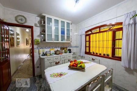 Casa à venda com 298m², 4 quartos e 5 vagasCozinha