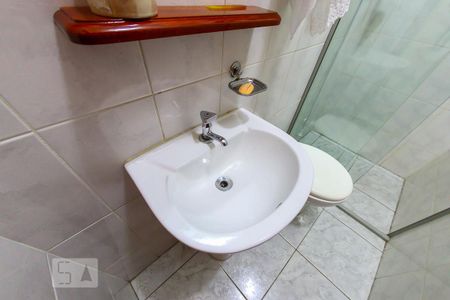 Casa à venda com 298m², 4 quartos e 5 vagasBanheiro de Serviço