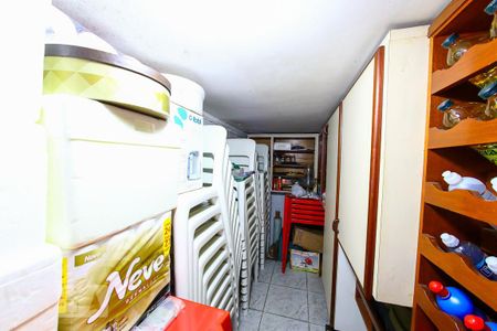 Casa à venda com 298m², 4 quartos e 5 vagasDispensa