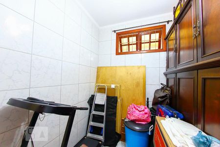 Casa à venda com 298m², 4 quartos e 5 vagasQuarto de Serviço