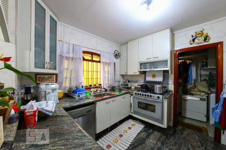 Casa à venda com 298m², 4 quartos e 5 vagasCozinha