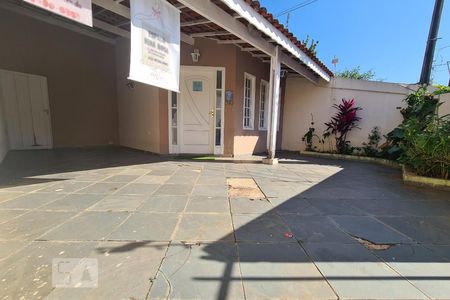 Casa para alugar com 147m², 4 quartos e 2 vagasGaragem