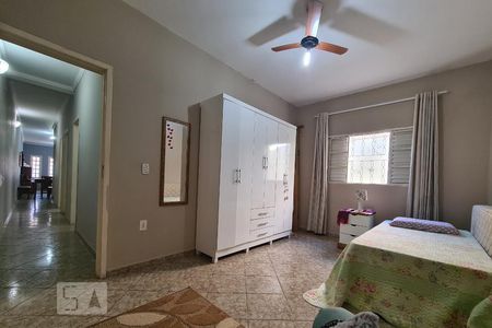 Casa para alugar com 147m², 4 quartos e 2 vagasQuarto 1